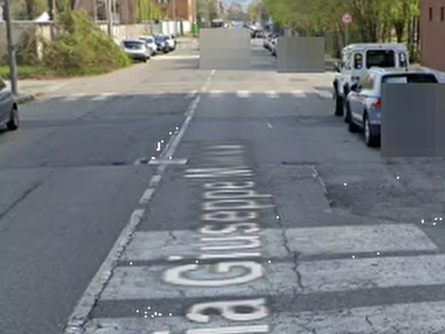 Immagine 5 di Garage in vendita  in Via Massari  a Torino