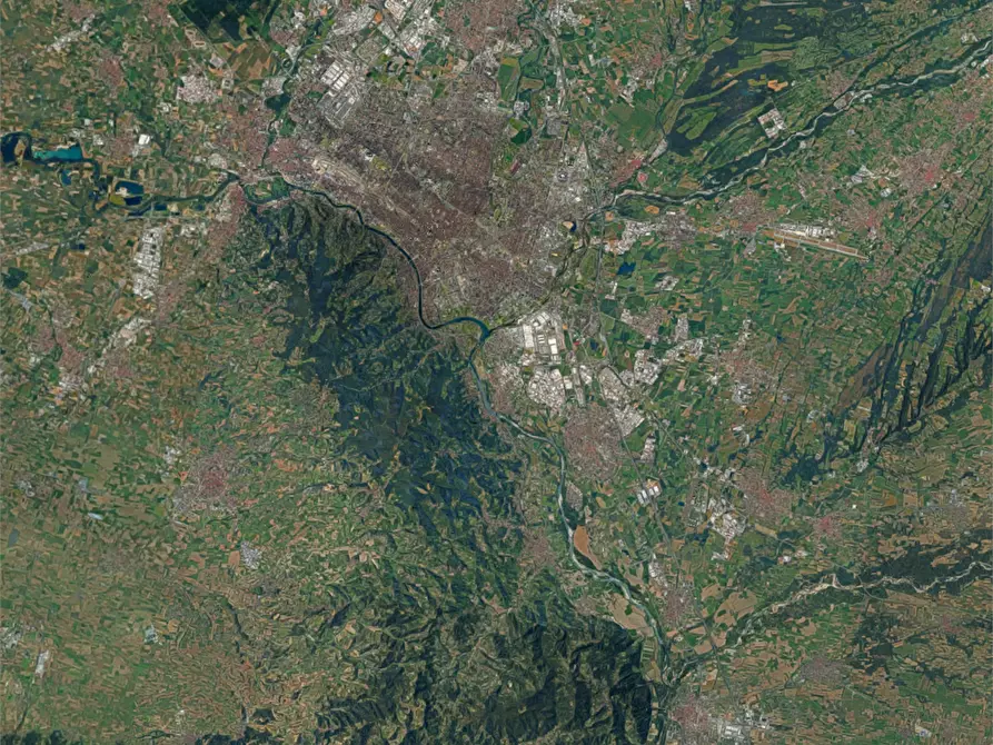 Immagine 12 di Garage in vendita  in Strada Rebaude a Moncalieri