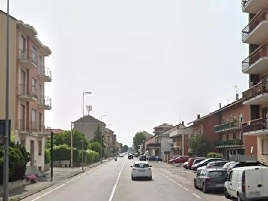 Immagine 5 di Garage in vendita  in Strada Genova a Moncalieri