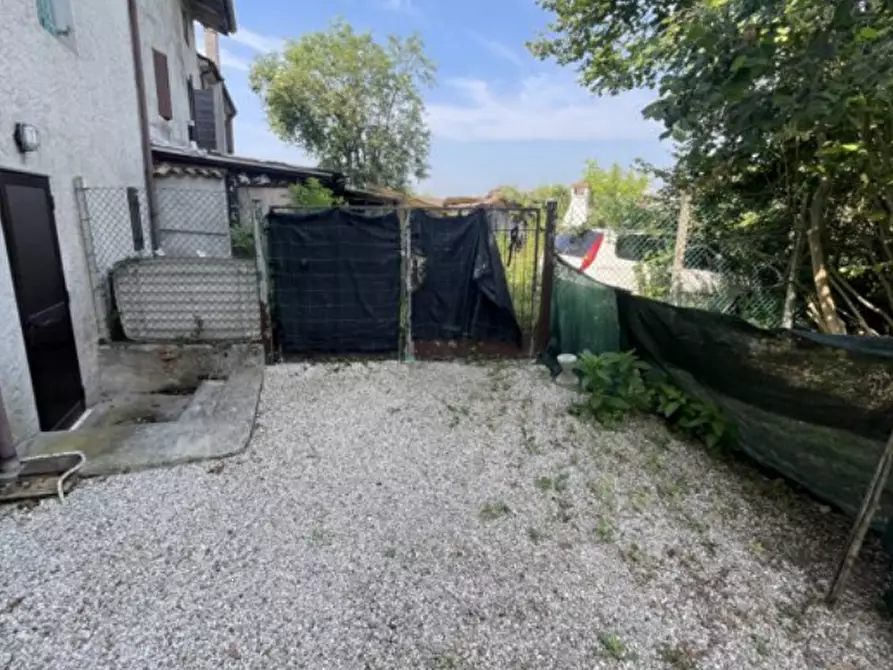 Immagine 2 di Porzione di casa in vendita  in Via Santa Libera a Sernaglia Della Battaglia
