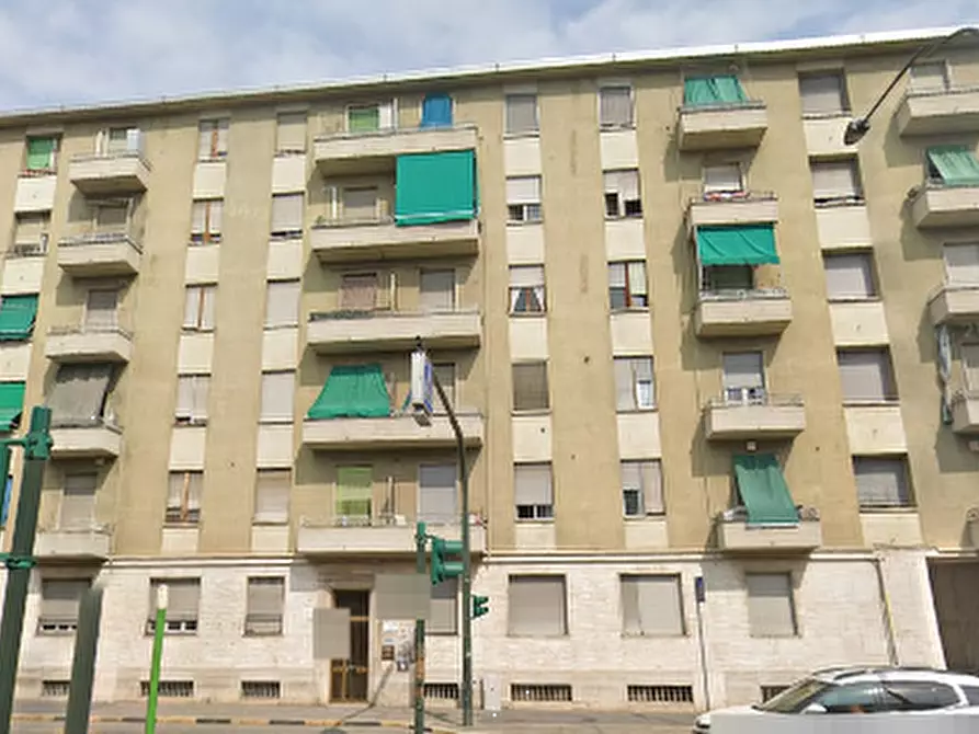 Immagine 1 di Appartamento in vendita  in Via Andrea Sansovino  a Torino