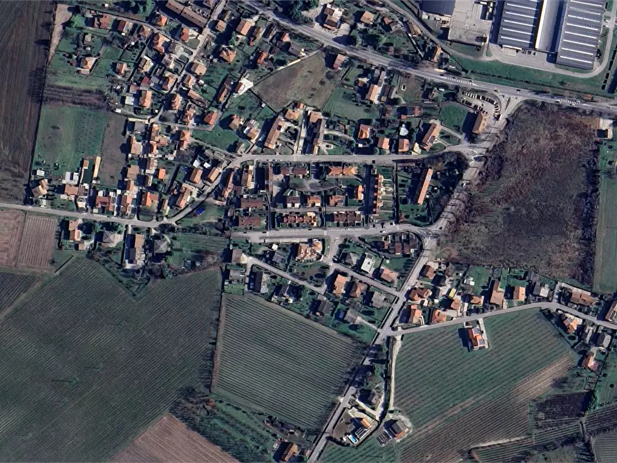 Immagine 11 di Garage in vendita  in Via G. Donizetti a Villorba