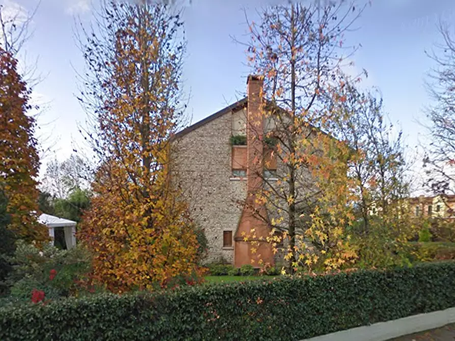 Immagine 12 di Porzione di casa in vendita  in  Via Guizze a Villorba