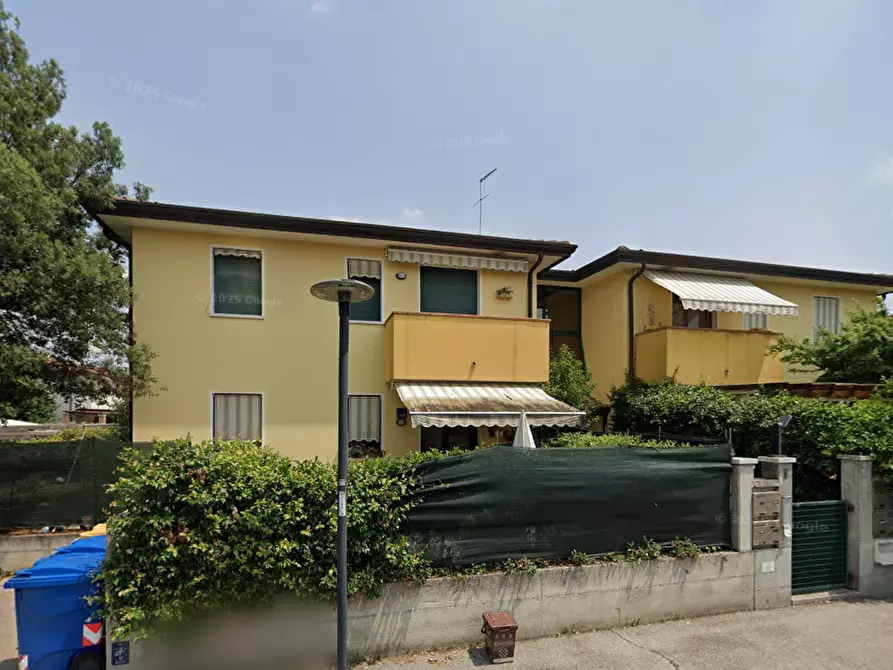 Immagine 5 di Appartamento in vendita  in Via Mahatma Ghandi a Casale Sul Sile