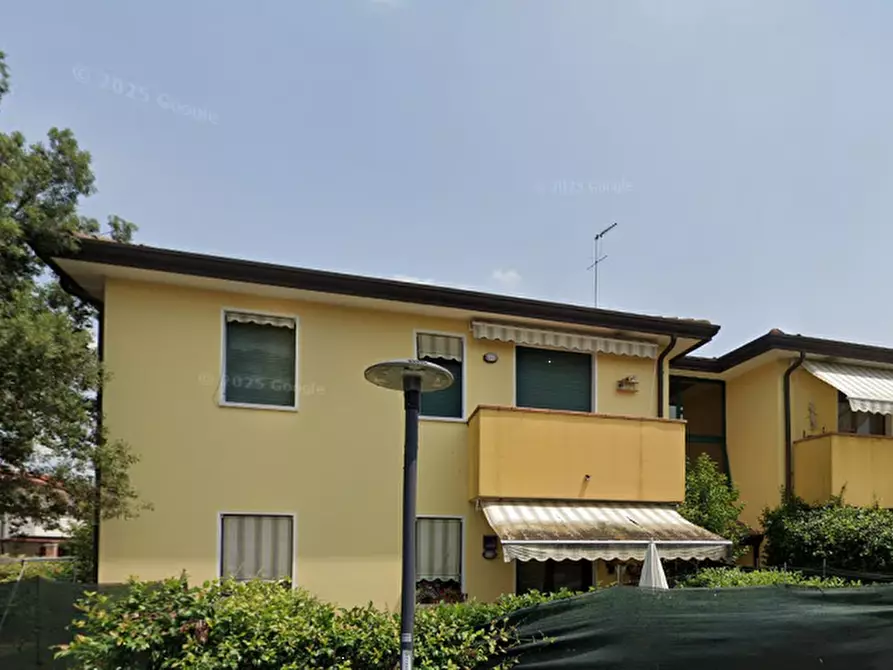 Immagine 8 di Appartamento in vendita  in Via Mahatma Ghandi a Casale Sul Sile