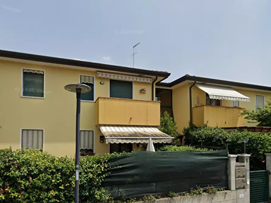 Immagine 12 di Appartamento in vendita  in Via Mahatma Ghandi a Casale Sul Sile