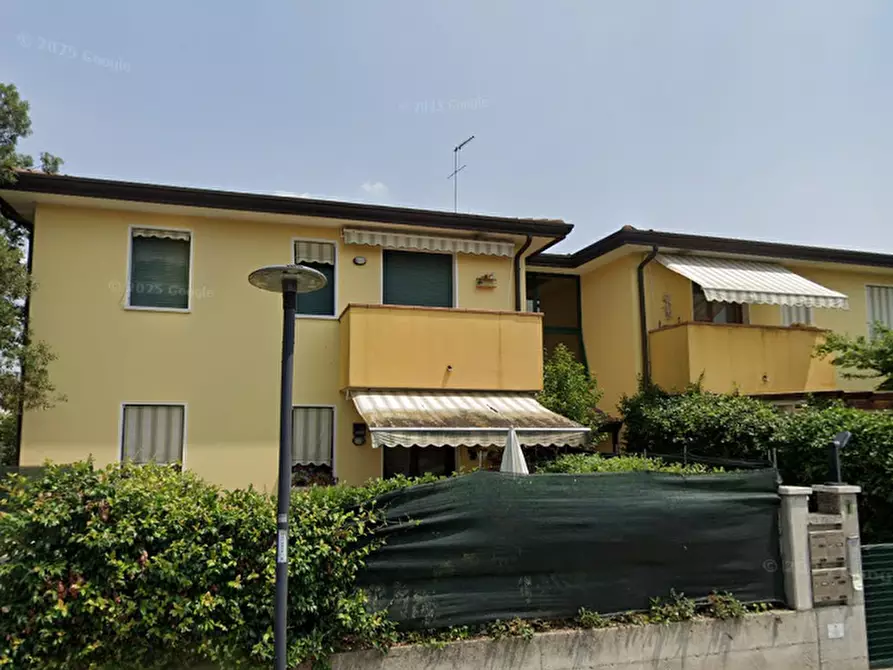 Immagine 15 di Appartamento in vendita  in Via Mahatma Ghandi a Casale Sul Sile