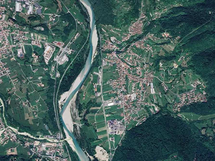 Immagine 3 di Porzione di casa in vendita  in Piazza Roma  a Segusino