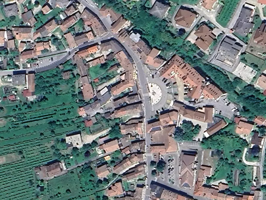 Immagine 5 di Porzione di casa in vendita  in Piazza Roma  a Segusino