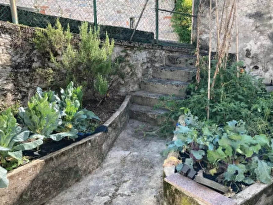 Immagine 2 di Porzione di casa in vendita  in Viale Italia a Segusino