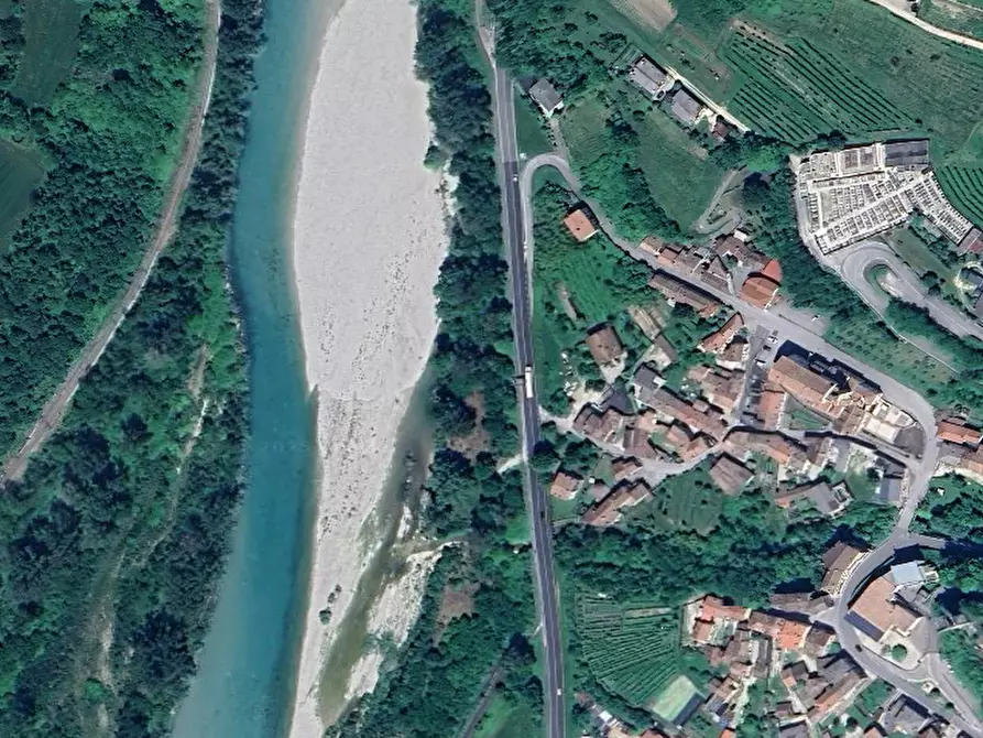 Immagine 5 di Porzione di casa in vendita  in Viale Italia a Segusino