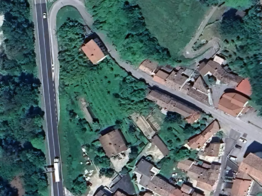 Immagine 6 di Porzione di casa in vendita  in Viale Italia a Segusino