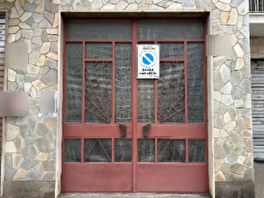 Immagine 1 di Negozio in vendita  in Via D. Cimarosa a Collegno
