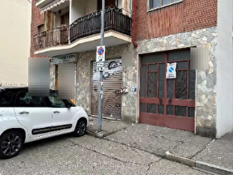 Immagine 2 di Negozio in vendita  in Via D. Cimarosa a Collegno