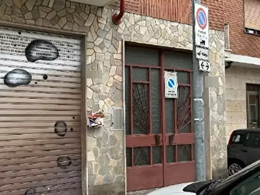 Immagine 3 di Negozio in vendita  in Via D. Cimarosa a Collegno