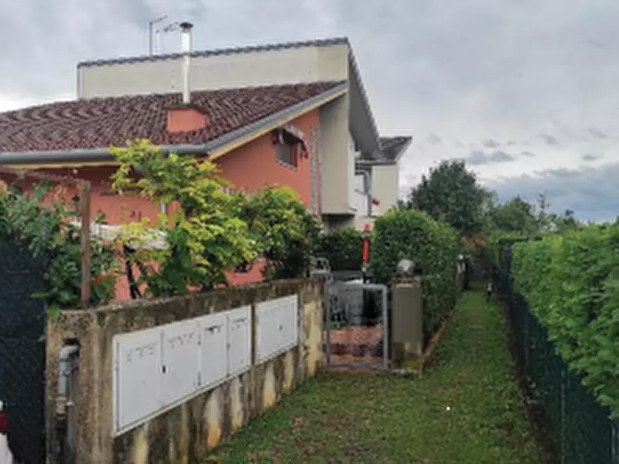 Immagine 4 di Appartamento in vendita  in Vicolo Schiavonesca a Volpago Del Montello