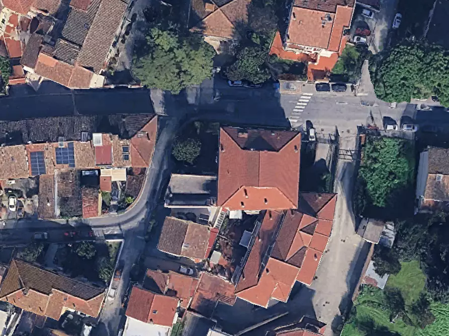 Immagine 4 di Magazzino in vendita  in Via Pistoiese a Campi Bisenzio