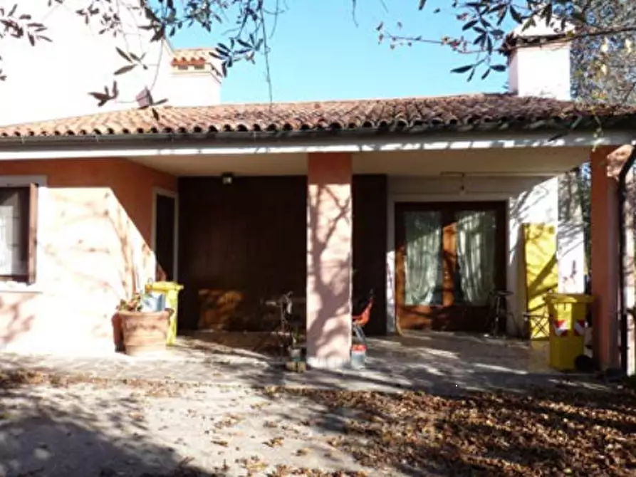 Immagine 23 di Azienda agricola in vendita  in Via Bonemi a Colle Umberto