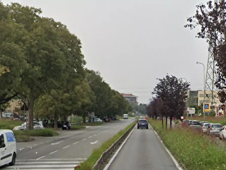 Immagine 6 di Garage in vendita  in Via Paganelli a Venaria Reale