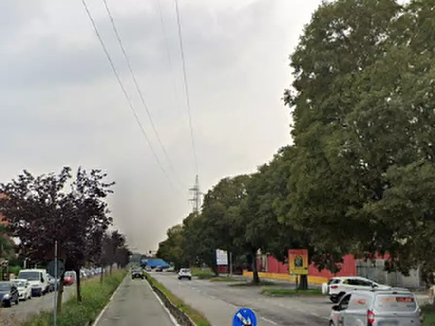 Immagine 7 di Garage in vendita  in Via Paganelli a Venaria Reale