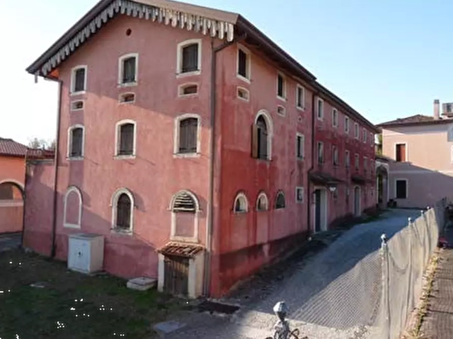 Immagine 1 di Azienda agricola in vendita  in Via Bonemi a Colle Umberto