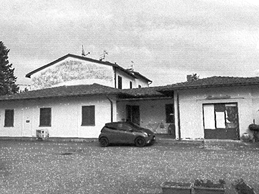 Immagine 5 di Appartamento in vendita  in Via Pisana  a Scandicci