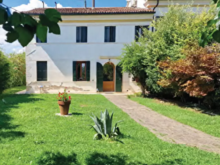 Immagine 15 di Porzione di casa in vendita  in Via Gioacchino Rossini  a Trevignano