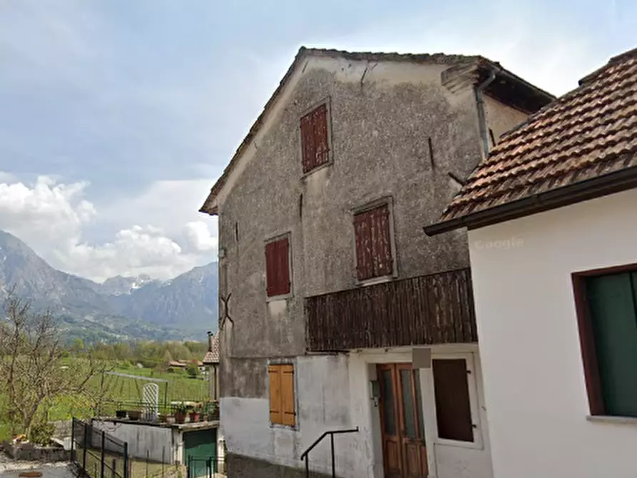 Immagine 2 di Porzione di casa in vendita  in Via Fontana a Alpago