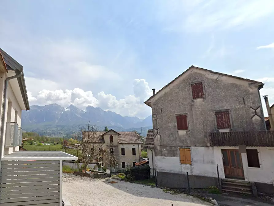 Immagine 4 di Porzione di casa in vendita  in Via Fontana a Alpago