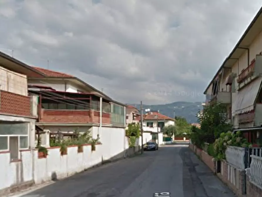 Immagine 4 di Appartamento in vendita  in Via Carlo Alberto dalla Chiesa a Montecatini Terme