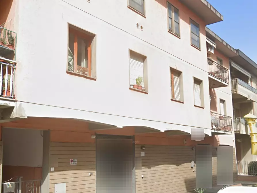 Immagine 14 di Appartamento in vendita  in Via Emilio Boni a Prato