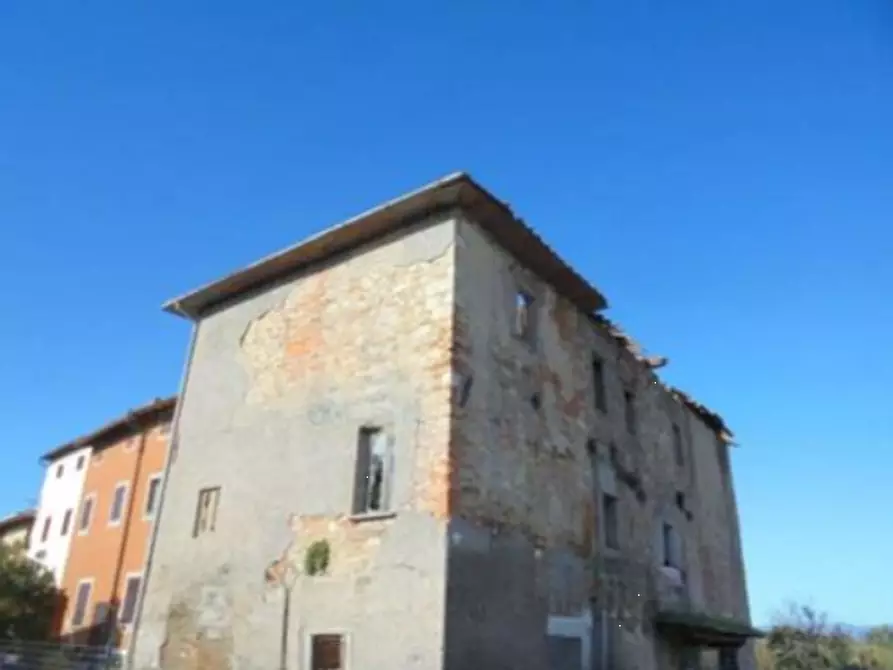 Immagine 3 di Appartamento in vendita  in Via Vecchia Fiorentina II Tronco a Quarrata