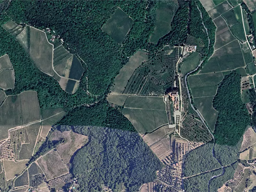 Immagine 14 di Appartamento in vendita  in Via delle Case Sparse a Greve In Chianti