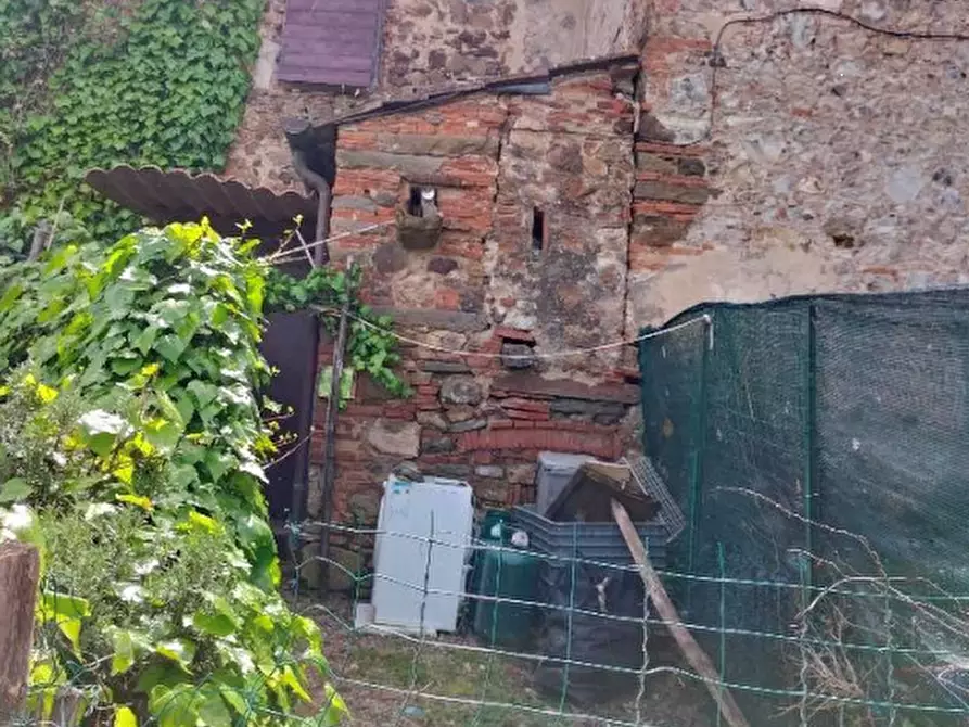 Immagine 2 di Casa indipendente in vendita  in Via Asinai  a Carmignano