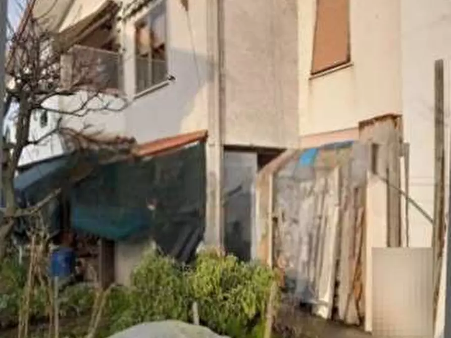 Immagine 2 di Casa indipendente in vendita  in Via Giuseppe Mazzini a Caorle