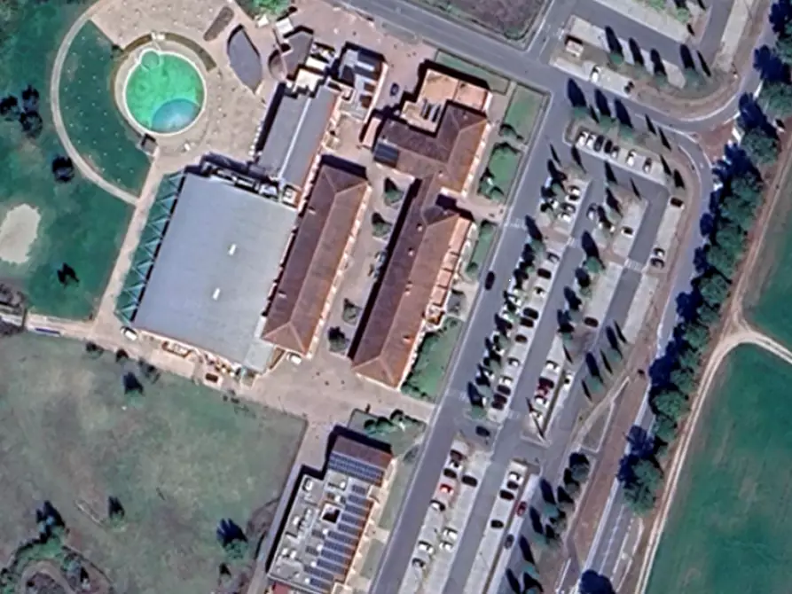 Immagine 7 di Negozio in vendita  in Via Ilaria Alpi a Scarperia