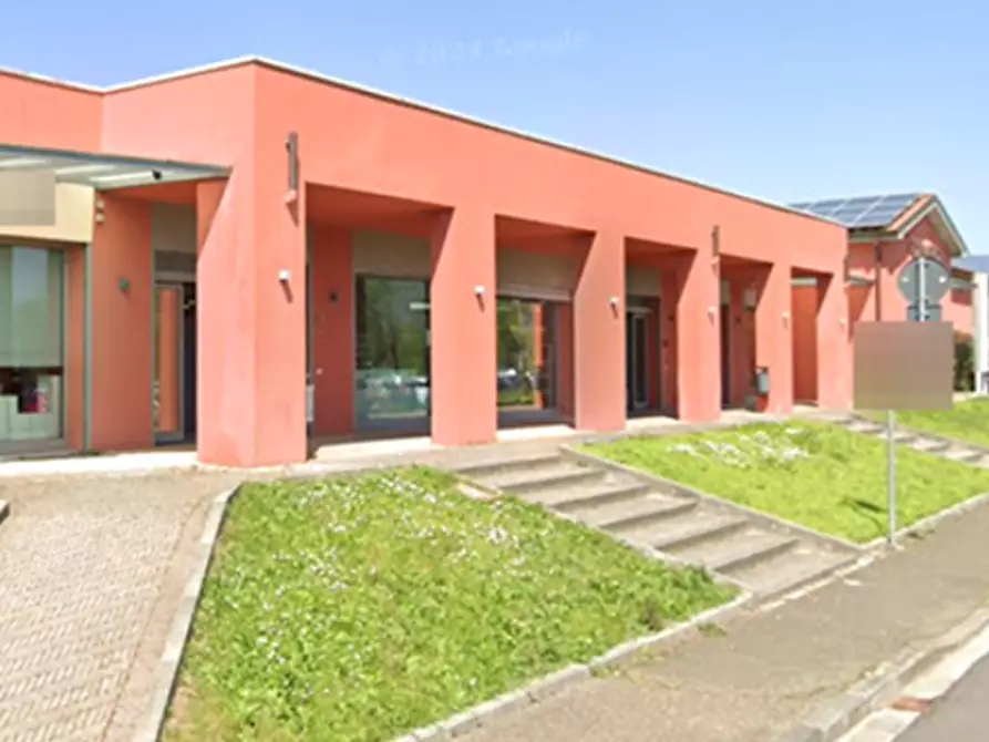 Immagine 11 di Negozio in vendita  in Via Ilaria Alpi a Scarperia