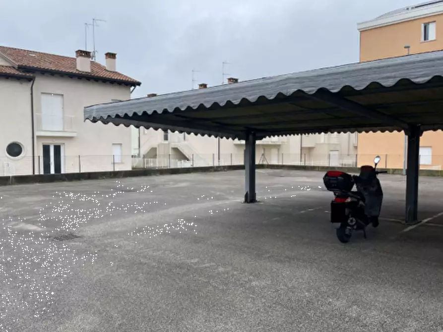 Immagine 6 di Appartamento in vendita  in Via Cadore  a Caorle