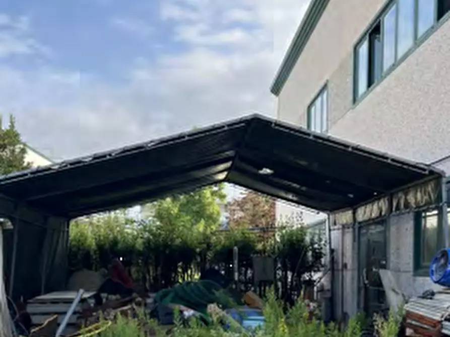 Immagine 8 di Laboratorio in vendita  in Via Pietro Gobetti a Signa