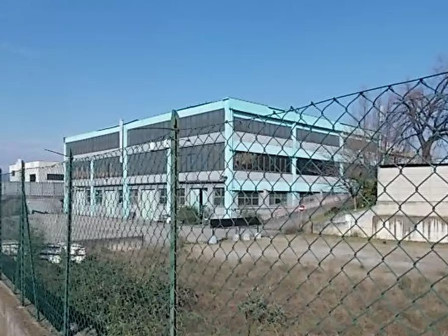 Immagine 5 di Capannone industriale in vendita  in Strada Dalmine Almè a Treviolo