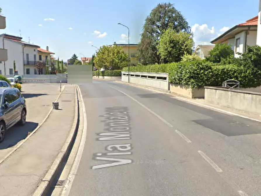 Immagine 6 di Negozio in vendita  in Via Montalese a Montemurlo