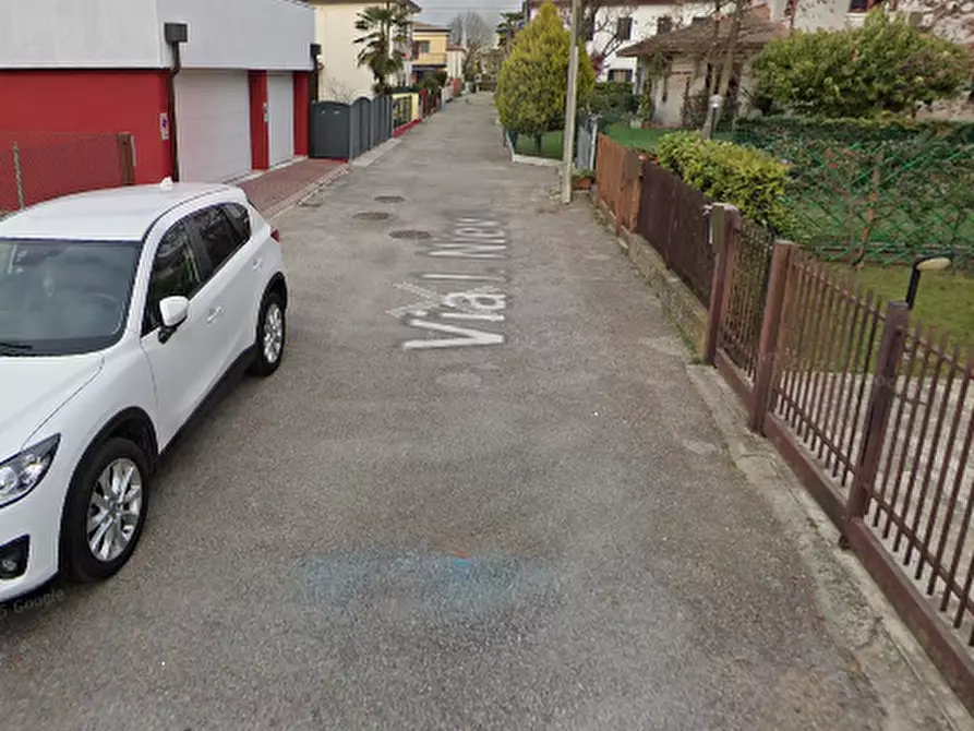 Immagine 12 di Appartamento in vendita  in Via I. Nievo a Mogliano Veneto