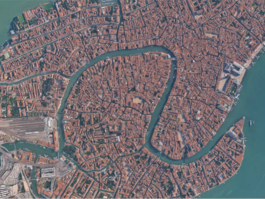 Immagine 3 di Ufficio in vendita  in Via Sestiere Santa Croce a Venezia