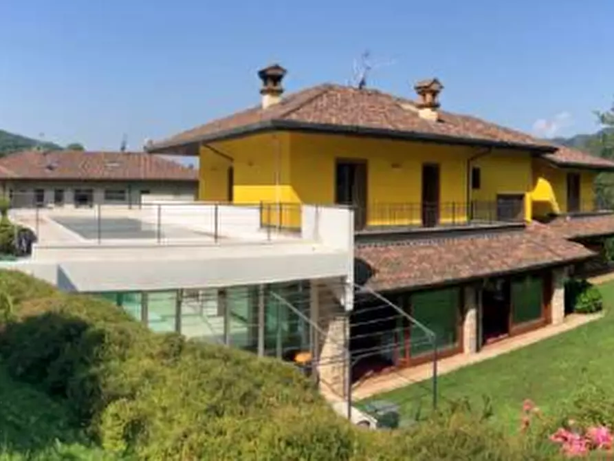 Immagine 11 di Villa in vendita  in Via Fara a Pradalunga