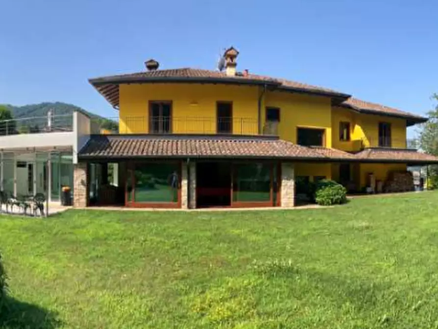 Immagine 12 di Villa in vendita  in Via Fara a Pradalunga