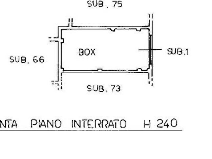 Immagine 8 di Garage in vendita  in Via Bravi a Terno D'isola