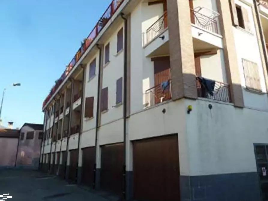 Immagine 6 di Appartamento in vendita  in Via Guglielmo Marconi a Mozzanica