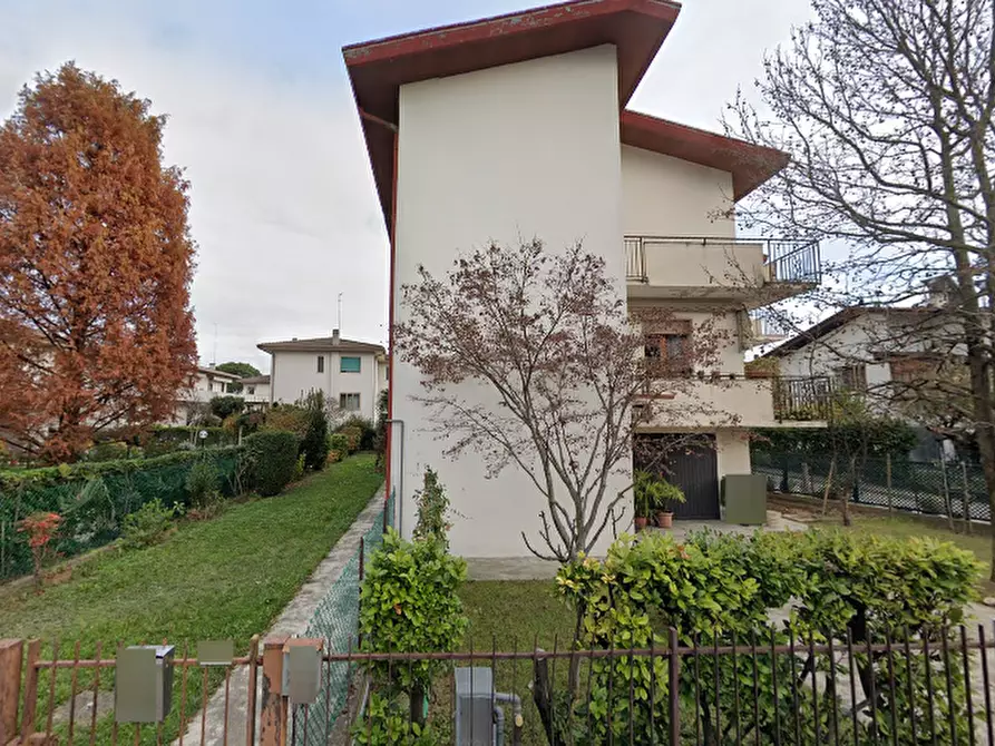 Immagine 8 di Appartamento in vendita  in Via I. Nievo a Mogliano Veneto