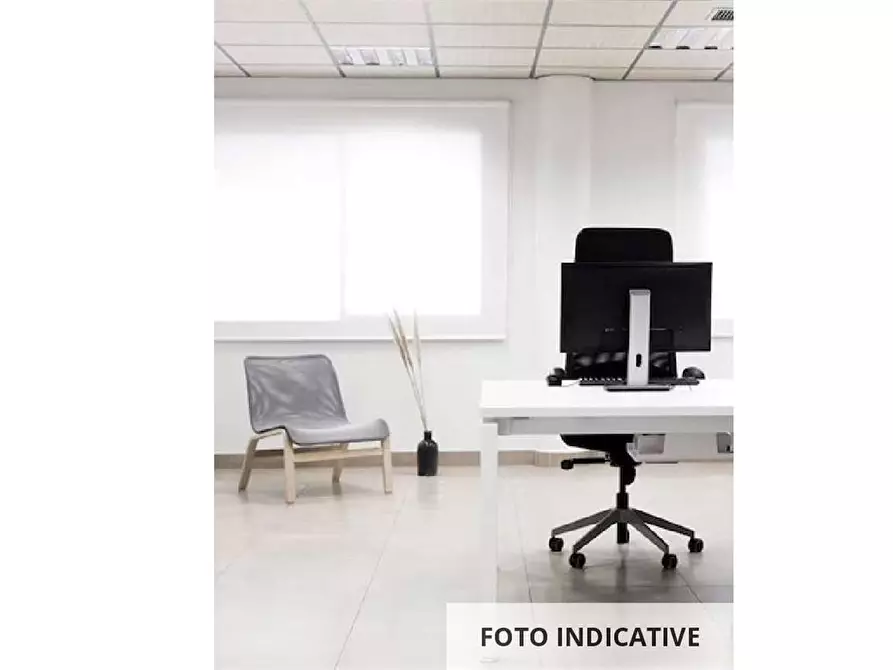 Immagine 17 di Ufficio in vendita  in Via Pasquale Trivero a Ciriè