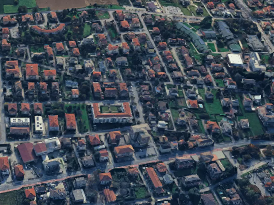 Immagine 9 di Garage in vendita  in Via Bravi a Terno D'isola